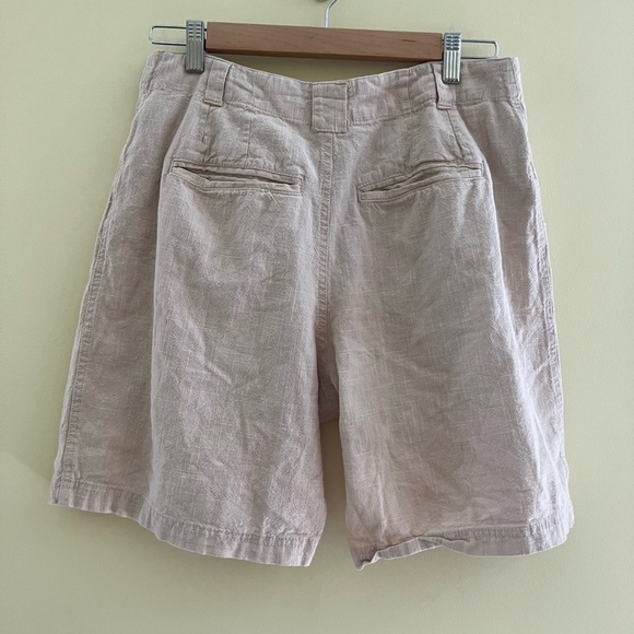 Free People Say So Trouser Short in Pebble Size 8 excellent condition - Picture 5 of 6